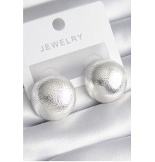 Pirinç Gümüş Renk İşleme Detay Top Model Kadın Küpe