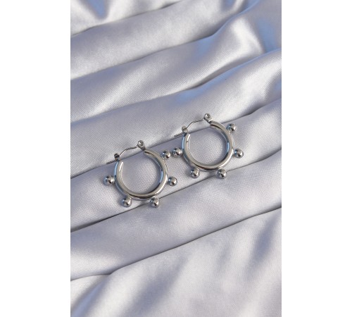 316L Çelik Gümüş Renk Topçuk Tasarımlı Oval Küpe