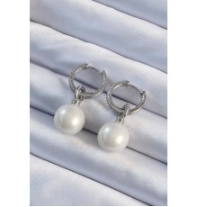 Pirinç Gümüş Renk Zirkon Taş Kaplama İnci Tasarımlı Kadın Küpe