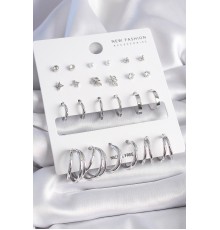 Pirinç Gümüş Renk Zirkon Taşlı 12 Çift Küpe Seti