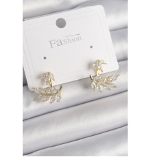 Pirinç Gold Renk Zirkon Taşlı Yaprak Model Kadın Küpe