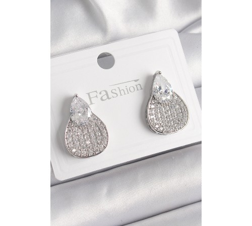 Pirinç Gümüş Renk Zirkon Taşlı Damla Model Kadın Küpe