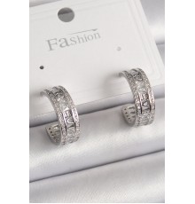 Pirinç Gümüş Renk Zirkon Taşlı İşleme Detay Halka Model Kadın Küpe