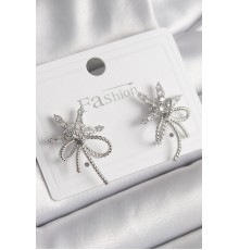 Pirinç Gümüş Renk Zirkon Taşlı Yıldız Düğüm Model Kadın Küpe