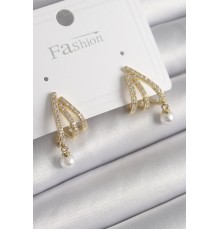 Pirinç Gold Renk Zirkon Taşlı Pençe Model İnci Detay Kadın Küpe