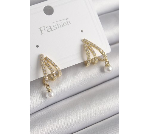 Pirinç Gold Renk Zirkon Taşlı Pençe Model İnci Detay Kadın Küpe