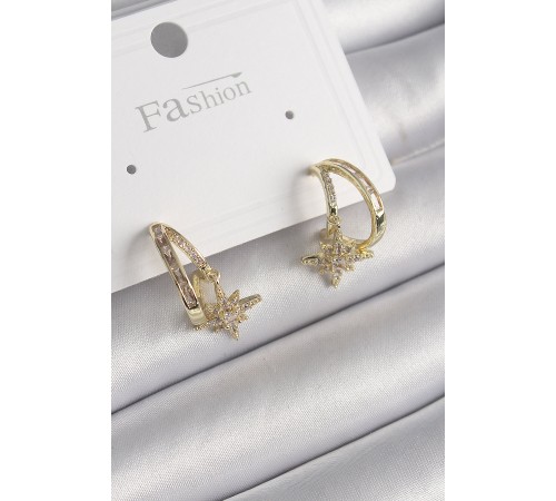 Pirinç Gold Renk Zirkon Taşlı Halka Model Yıldız Detay Kadın Küpe