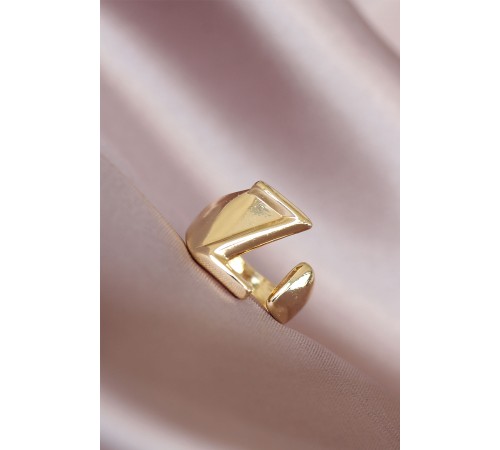 Z Harfli Altın Renk Ayarlamalı Metal Kadın Yüzük