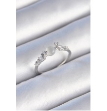 Pirinç Gümüş Renk Zirkon Taşlı Beyaz Mineli Kelebek Detay Kadın Yüzük