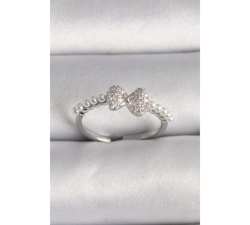 Pirinç Gümüş Renk Zirkon Taşlı Fiyonk İnci Detay Ayarlanabilir Yüzük