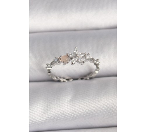 Pirinç Gümüş Renk Zirkon Taşlı Çiçek Model Ayarlanabilir Yüzük