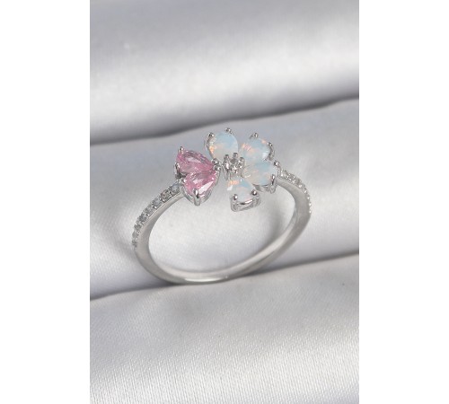 Pirinç Gümüş Renk Beyaz Mineli Pembe Zirkon Taşlı Çiçek Model Kadın Yüzük