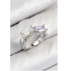 Pirinç Zirkon Taşlı Dikdörtgen Model Gümüş Renk Kadın Yüzük