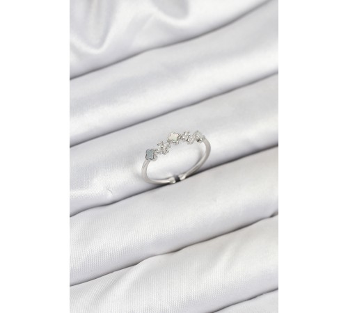 Pirinç Gümüş Renk Minimal Yonca Detaylı Kadın Yüzük