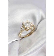Gold Renk Kare Baget Zirkon Taşlı Tek Taş Model Kadın Yüzük