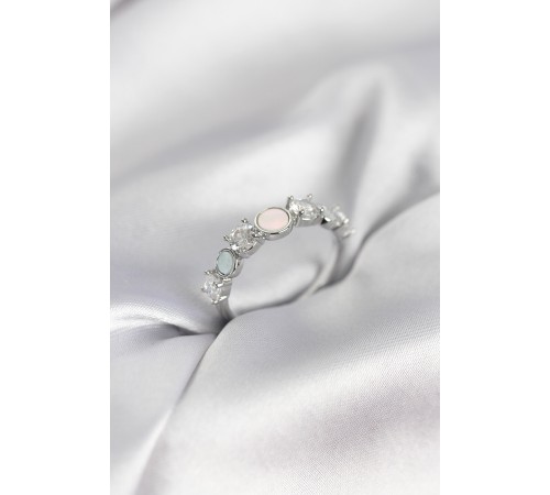 Gümüş Renk Minimal Plaka ve Zirkon Taşlı Kadın Yüzük