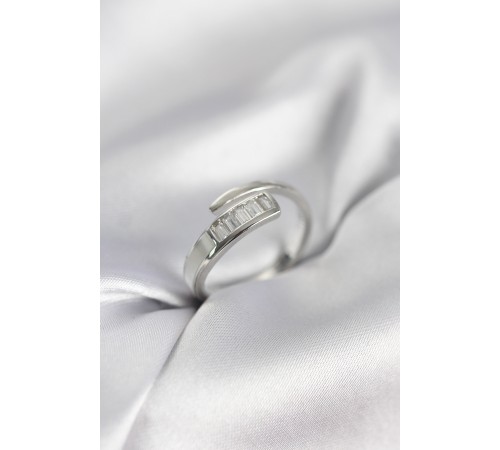 Baget Zirkon Taşlı Gümüş Renk Kadın Yüzük