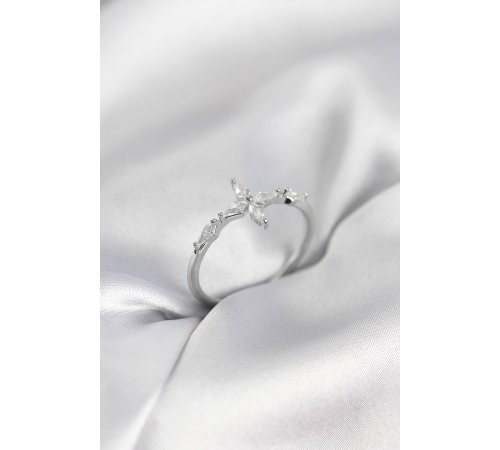 Yıldız Model Zirkon Taşlı Gümüş Renk Kadın Yüzük