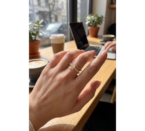 Gold Renk Kuyruklu Çift Sıra Taşlı Model Kadın Yüzük
