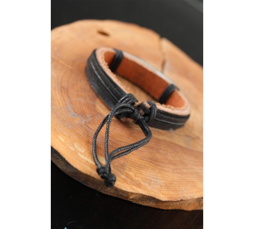 Çelik Aksesuarlı Siyah Renk Deri Erkek Bileklik