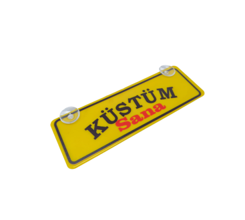 Küstüm Sana Yazılı Sarı Dekor Plaka Vantuzlu Cam Süsü 22x7.5cm KS2