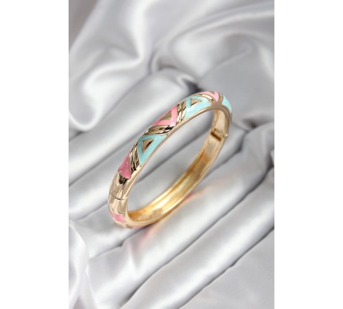 Mineli Pirinç Mavi Ve Pembe Üçgen Desenli Gold Renk Kadın Kelepçe (çap 60 mm) - TJ-BB6997 Mineli Pirinç Mavi Ve Pembe Üçgen Desenli Gold Renk Kadın Kelepçe (çap 60 mm) - TJ-BB6997