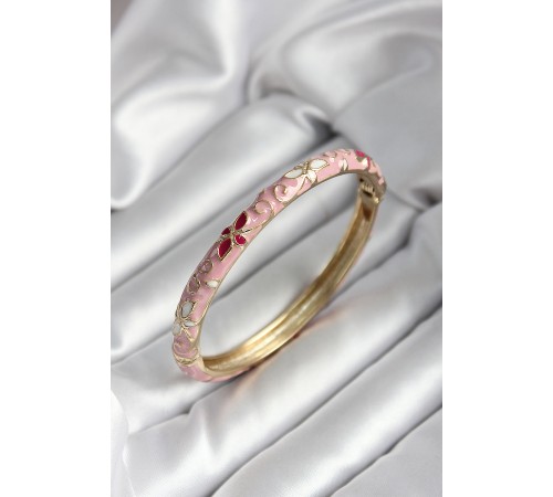 Mineli Pirinç Pembe Çiçek Desenli Gold Renk Kadın Kelepçe - TJ-BB7005 Mineli Pirinç Pembe Çiçek Desenli Gold Renk Kadın Kelepçe - TJ-BB7005