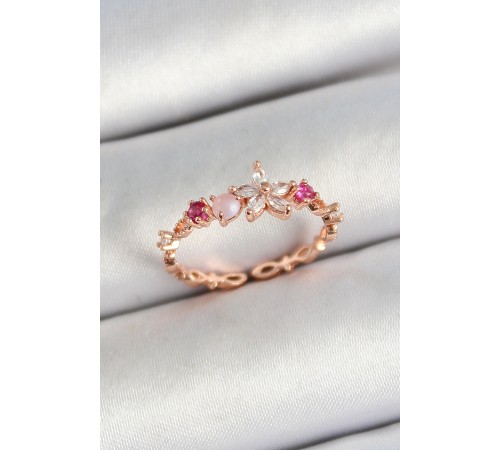 Pirinç Papatya Figürlü Zirkon Taşlı Rose Gold Renk Ayarlanabilir Kadın Yüzük - TJ-BYK3780 Pirinç Papatya Figürlü Zirkon Taşlı Rose Gold Renk Ayarlanabilir Kadın Yüzük - TJ-BYK3780