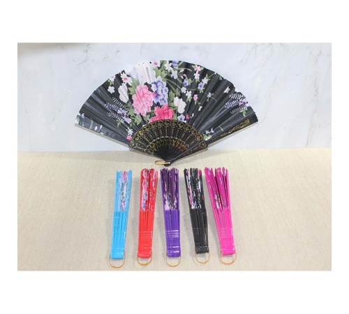 Plastik Yelpaze