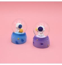 Işıklı Mini Sevimli Astronot Kar Küresi