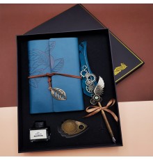 Kaligrafi Kalem Ve Vintage Tasarım Deri Defter