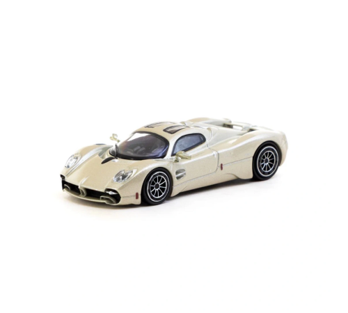 1/64 MODEL ARAÇ