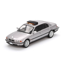 Mini GT 1/64 BMW 750IL 