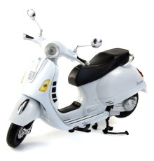 1:12 Vespa GTS Motor 300 Super
