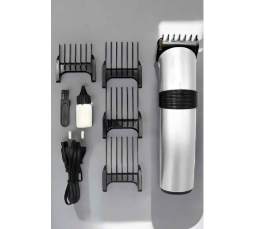 4 Taraklı Profesyonel Şarjlı Saç ve Sakal Kesme Tıraş Makinesi Seti