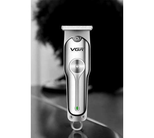 Tıraş Makinesi Güçlü Motor Şarjlı Uzun Pil Ömürlü