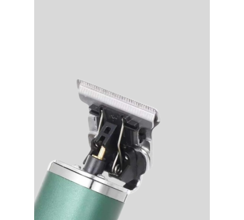 180 Dakika Kullanım Süreli Şarjlı Tıraş Makinesi – Hızlı Şarj, USB Girişli, Yüksek Kapasiteli