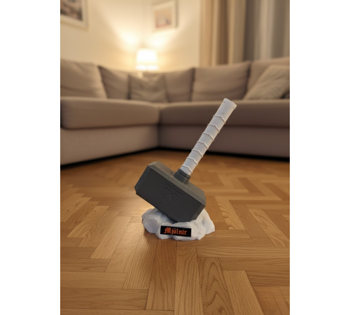 Thor’un Çekici Dekoratif Süs Güçlü ve İkonik Tasarım 20x34 cm