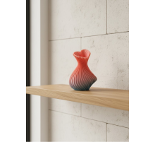 Kalp Tasarımlı Modern Dekor Vazo 15 cm Şık ve Estetik Görünüm