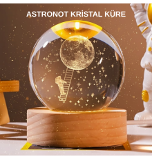 USB’li 3D Astronot Kristal Küre – Modern Uzay Temalı Gece Lambası
