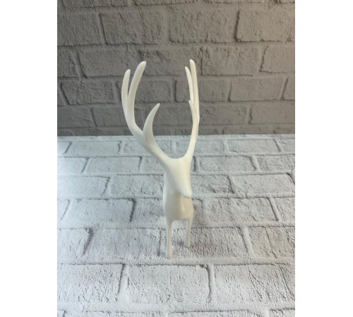 Beyaz Dekoratif Geyik Figürü Şık Ev Aksesuarı