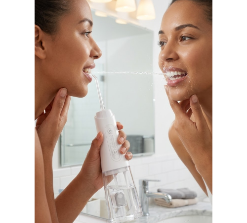 IPX7 Su Geçirmez Şarjlı Ağız Duşu 320 ml Su Tanklı Ayarlanabilir Basınçlı