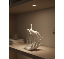 3D El Üzerinde İnsan Figürü Beyaz Minimal Masa Üstü Dekor