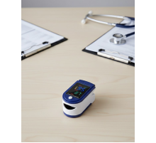 Kolay Kullanımlı Parmak Tipi Pulse Oksimetre Ev Tipi Kullanım