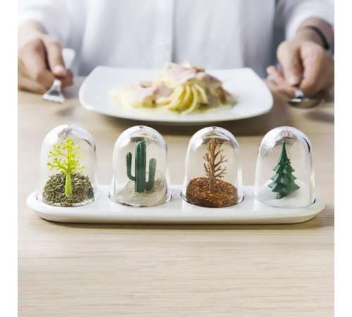 Dört Mevsim Baharatlık - Four Seasons Spice Shakers Dört Mevsim Baharatlık - Four Seasons Spice Shakers