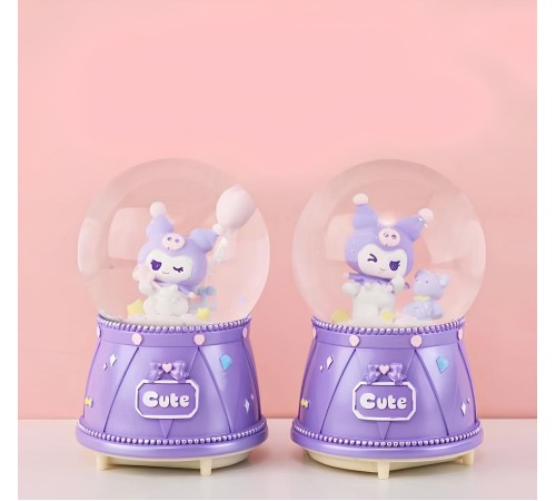 Kuromi Işıklı Müzikli Kar Küresi Orta Boy Model 3 Kuromi Işıklı Müzikli Kar Küresi Orta Boy Model 3