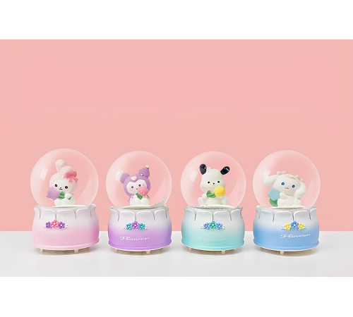Kuromi Işıklı Kar Küresi 7 Cm Kuromi Işıklı Kar Küresi 7 Cm