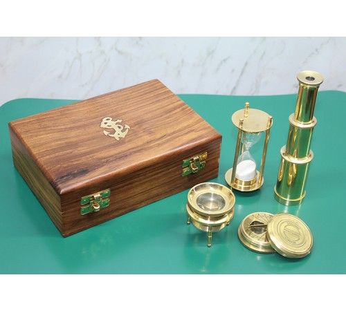 Ahşap Kutulu Dürbün, Kum Saati, Büyüteç, Pusula Seti Ahşap Kutulu Dürbün, Kum Saati, Büyüteç, Pusula Seti
