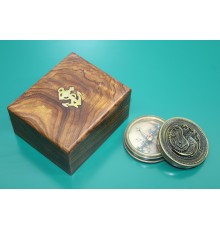 Ahşap Kutulu Pirinç Pusula Ejderha Desenli