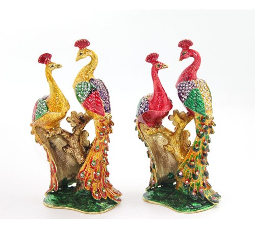 Swarovski Taşlı Tavuskuşu Figürü Swarovski Taşlı Tavuskuşu Figürü